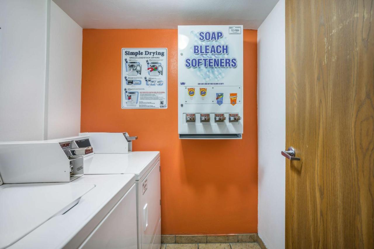Motel 6-Madison, Wi - East 외부 사진