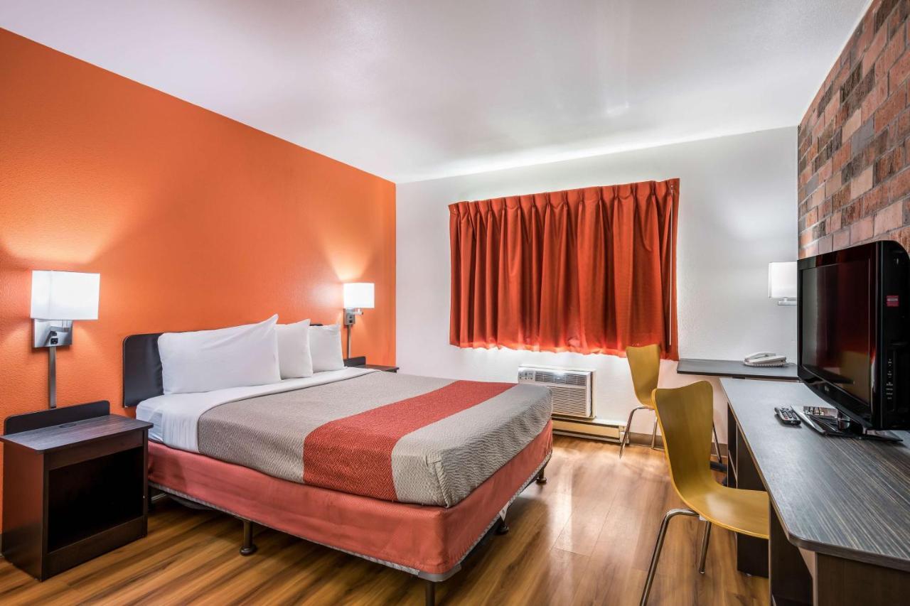Motel 6-Madison, Wi - East 외부 사진